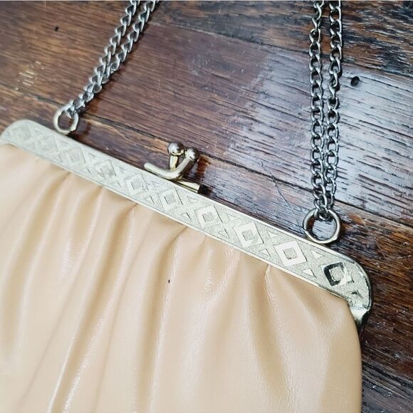 Vintage Tan Metal Chain Link Mini Formal Purse - Picture 4 of 13